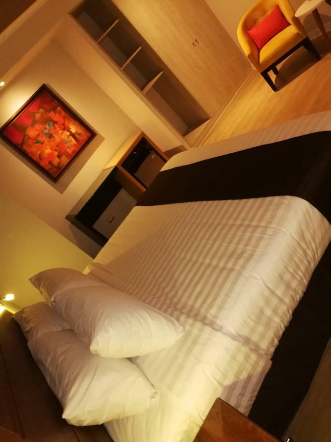 Hotel Inclan Lima Bagian luar foto